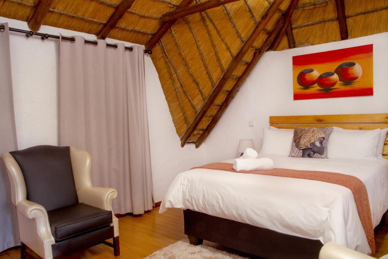 Libra Lodge Сэндтон Экстерьер фото