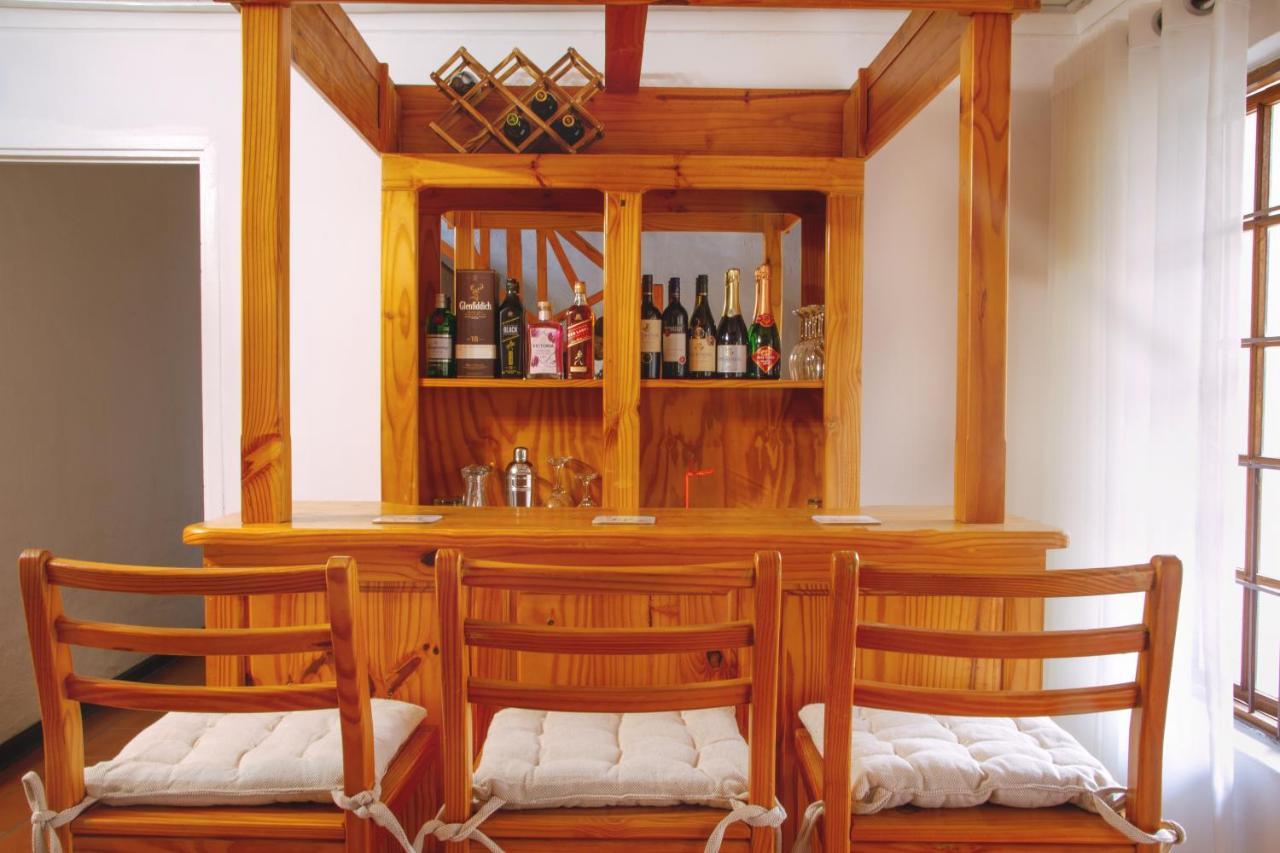 Libra Lodge Сэндтон Экстерьер фото